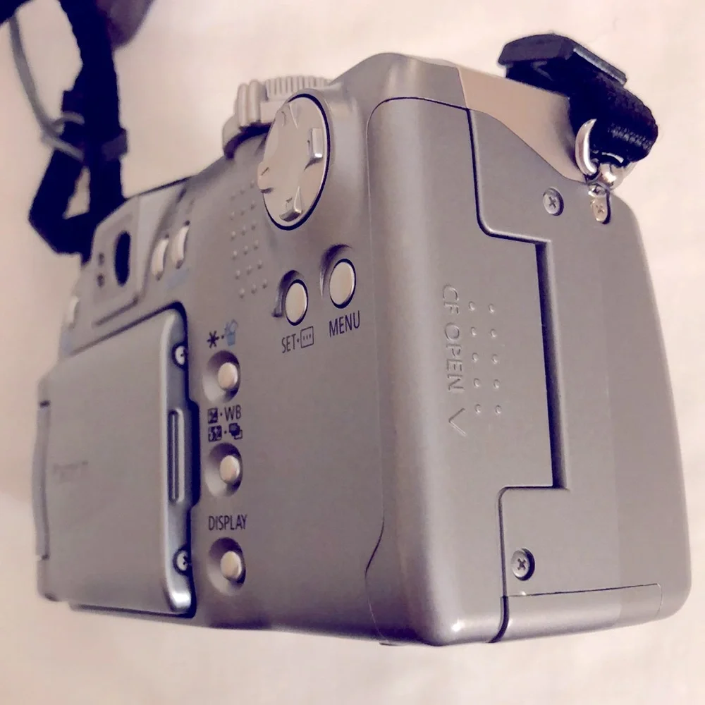 Canon Powershot G2 Digital Camera